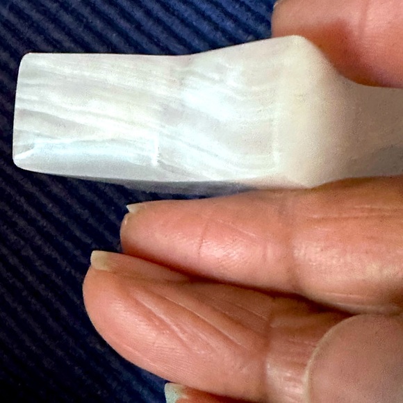 Pink Mangano Calcite Star - Picture 3 of 6